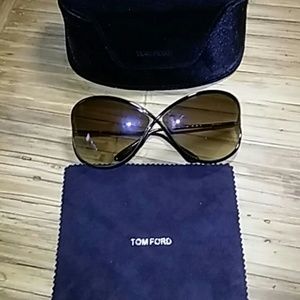 Tom Ford Suglasses w Original Case